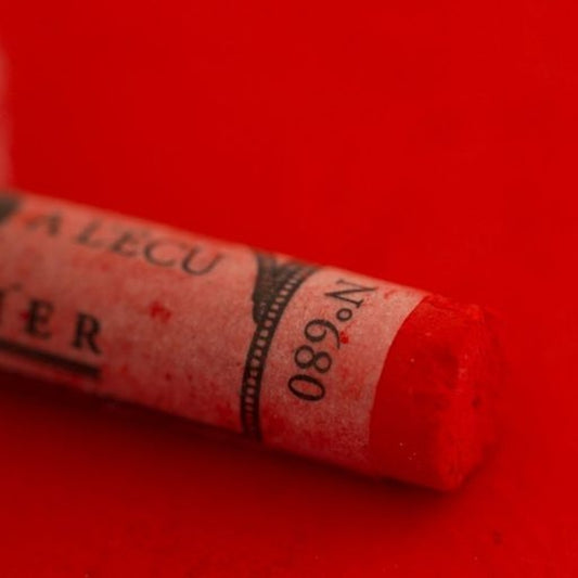 Sennelier - Pastel Ecu Tendre Helios Red 680